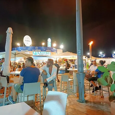 Betty Casa Дом отдыха Aradeo